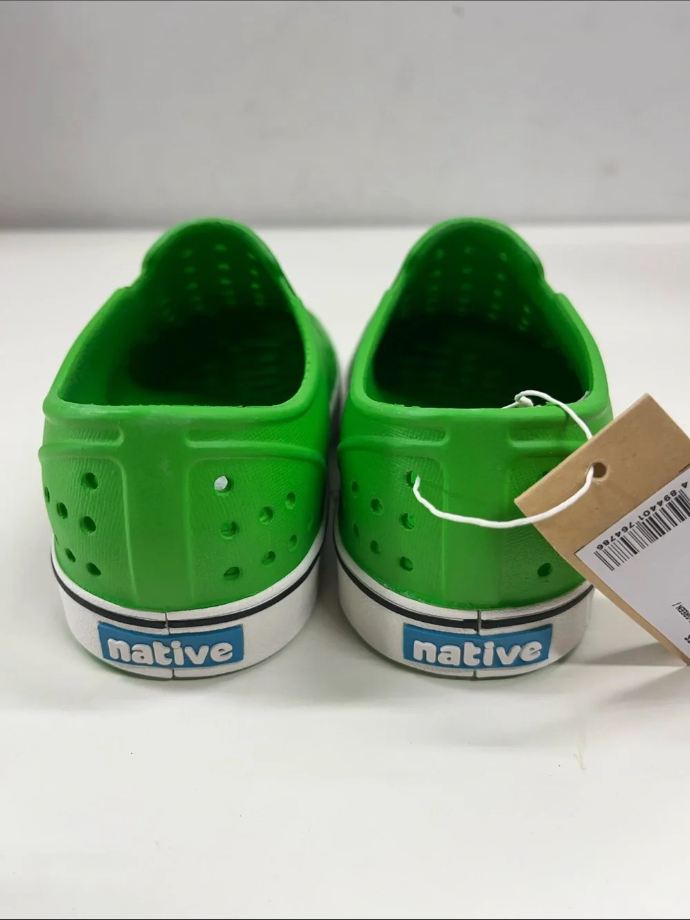 NWT Native Miles Kids Slip-On Water Shoes in Grasshopper Green Size C11